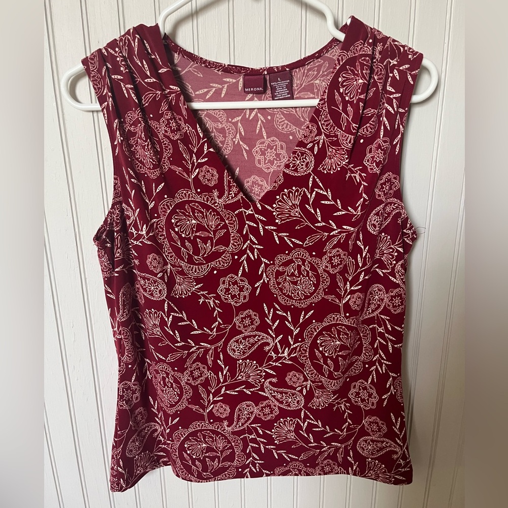 Merona Maroon Floral V-Neck Blouse